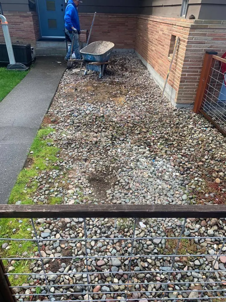 Stamped concrete driveway with a decorative finish